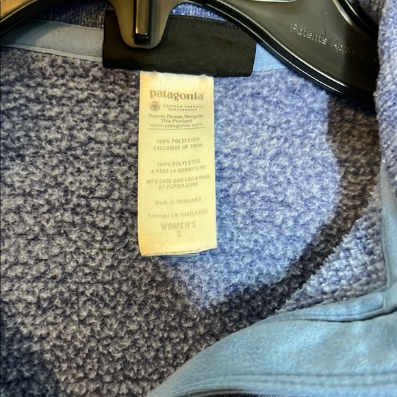 Patagonia Blue/ purple Fitted Long Sleeve Polo Sweatshirt - Picture 2 of 4